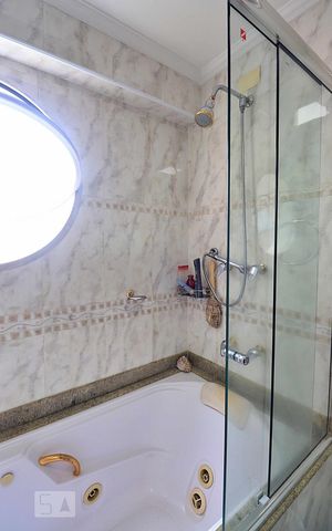 Apartamento à venda com 135m², 3 quartos e 2 vagas