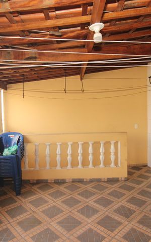 Casa à venda com 240m², 4 quartos e 2 vagasÁrea de Serviço/Churrasqueira