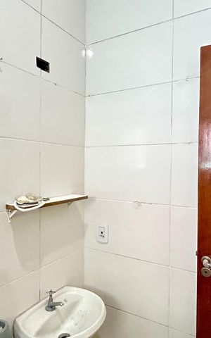 Casa para alugar com 36m², 1 quarto e sem vaga Casa para alugar com 36m², 1 quarto e sem vagaBanheiro