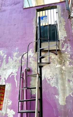 Casa para alugar com 36m², 1 quarto e sem vaga Casa para alugar com 36m², 1 quarto e sem vagaPlaca instalada na fachada do imóvel