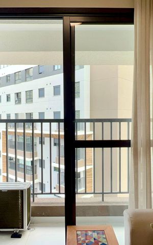 Studio para alugar com 27m², 1 quarto e sem vaga Studio para alugar com 27m², 1 quarto e sem vagaVaranda