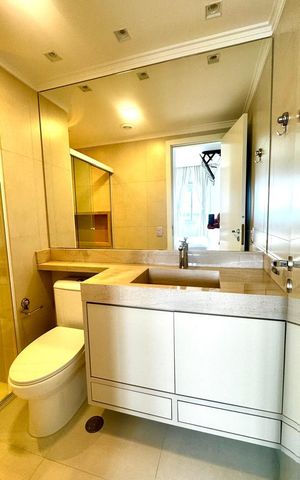 Apartamento à venda com 60m², 2 quartos e 1 vaga Apartamento à venda com 60m², 2 quartos e 1 vagaBanheiro