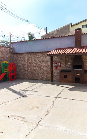 Casa de condomínio à venda com 67m², 2 quartos e 2 vagas Casa de condomínio à venda com 67m², 2 quartos e 2 vagasÁrea comum - Churrasqueira