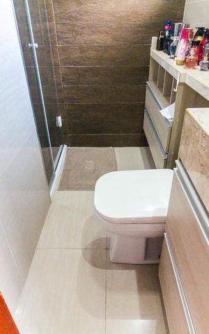 Casa de condomínio à venda com 67m², 2 quartos e 2 vagas Casa de condomínio à venda com 67m², 2 quartos e 2 vagasBanheiro da Suíte 2