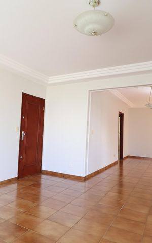 Apartamento para alugar com 203m², 4 quartos e 2 vagasSala