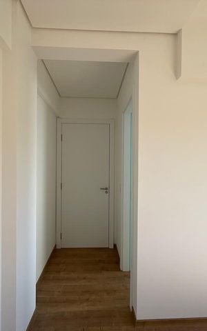 Apartamento à venda com 80m², 2 quartos e 2 vagas Apartamento à venda com 80m², 2 quartos e 2 vagasSuíte