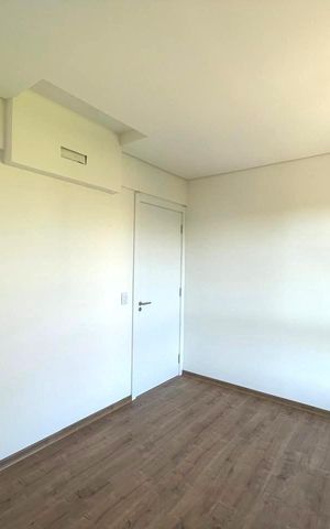 Apartamento à venda com 80m², 2 quartos e 2 vagas Apartamento à venda com 80m², 2 quartos e 2 vagasQuarto