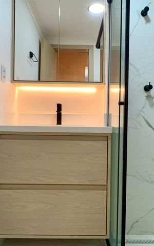 Apartamento à venda com 70m², 2 quartos e 1 vaga Apartamento à venda com 70m², 2 quartos e 1 vagaBanheiro