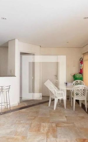 Apartamento à venda com 90m², 1 quarto e 1 vaga