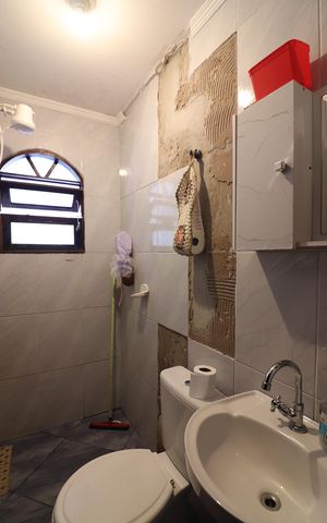 Casa à venda com 126m², 4 quartos e 1 vagaBanheiro Social