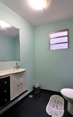 Casa à venda com 126m², 4 quartos e 1 vagaLavabo