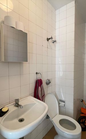 Casa à venda com 208m², 5 quartos e 3 vagasBanheiro 4