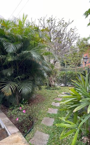 Casa à venda com 208m², 5 quartos e 3 vagasJardim