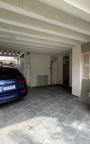 Casa à venda com 208m², 5 quartos e 3 vagasGaragem