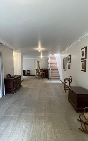 Casa à venda com 208m², 5 quartos e 3 vagasSala