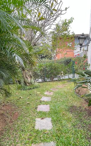Casa à venda com 208m², 5 quartos e 3 vagasJardim