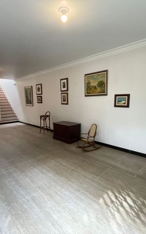Casa à venda com 208m², 5 quartos e 3 vagasSala