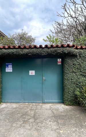 Casa à venda com 208m², 5 quartos e 3 vagasFachada com plaquina TFBY-244
