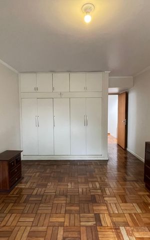 Casa à venda com 208m², 5 quartos e 3 vagasQuarto 4