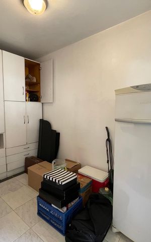 Casa à venda com 208m², 5 quartos e 3 vagasQuarto de Serviço