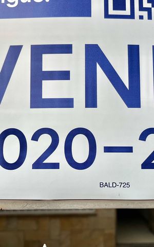 Casa à venda com 108m², 2 quartos e 1 vaga Casa à venda com 108m², 2 quartos e 1 vagaPlaquinha