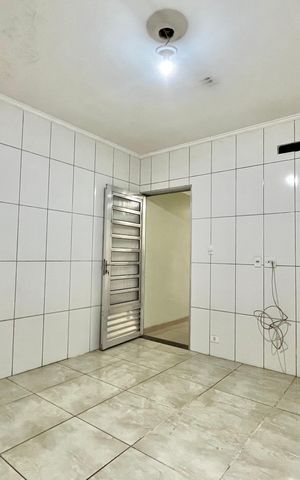 Casa à venda com 108m², 2 quartos e 1 vaga Casa à venda com 108m², 2 quartos e 1 vagaCozinha