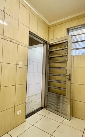 Casa à venda com 108m², 2 quartos e 1 vaga Casa à venda com 108m², 2 quartos e 1 vagaQuarto de Serviço