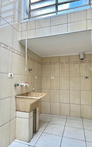 Casa à venda com 108m², 2 quartos e 1 vaga Casa à venda com 108m², 2 quartos e 1 vagaÁrea de Serviço