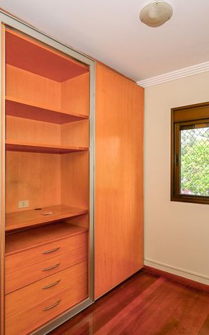 Apartamento à venda com 159m², 4 quartos e 2 vagasQuarto 1