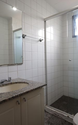 Apartamento à venda com 136m², 4 quartos e 3 vagasBanheiro