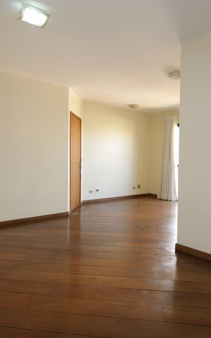 Apartamento à venda com 136m², 4 quartos e 3 vagasSala