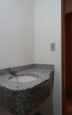 Apartamento à venda com 136m², 4 quartos e 3 vagasLavabo