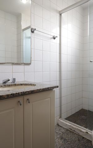 Apartamento à venda com 136m², 4 quartos e 3 vagasBanheiro