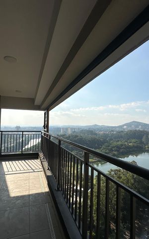 Apartamento à venda com 95m², 3 quartos e 2 vagas Apartamento à venda com 95m², 3 quartos e 2 vagasVaranda da Sala