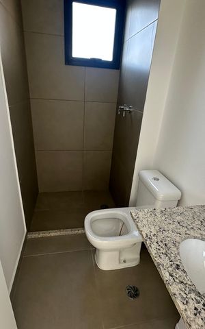 Apartamento à venda com 95m², 3 quartos e 2 vagas Apartamento à venda com 95m², 3 quartos e 2 vagasBanheiro da Suíte 2