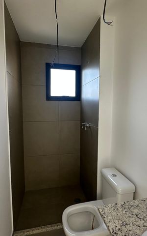 Apartamento à venda com 95m², 3 quartos e 2 vagas Apartamento à venda com 95m², 3 quartos e 2 vagasBanheiro da Suíte 2