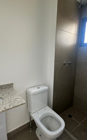 Apartamento à venda com 95m², 3 quartos e 2 vagas Apartamento à venda com 95m², 3 quartos e 2 vagasBanheiro da Suíte 1