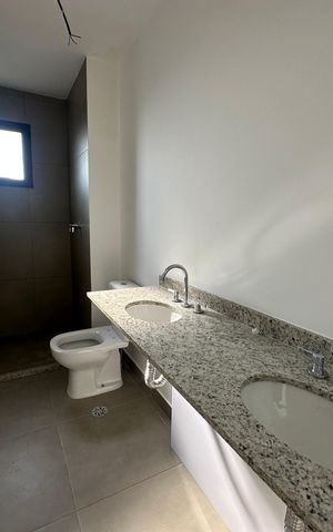 Apartamento à venda com 95m², 3 quartos e 2 vagas Apartamento à venda com 95m², 3 quartos e 2 vagasBanheiro da Suíte 3