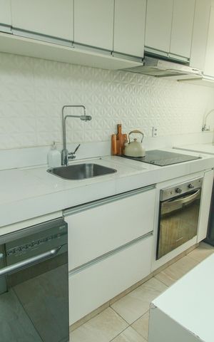 Apartamento à venda com 50m², 2 quartos e 1 vaga Apartamento à venda com 50m², 2 quartos e 1 vagaCozinha