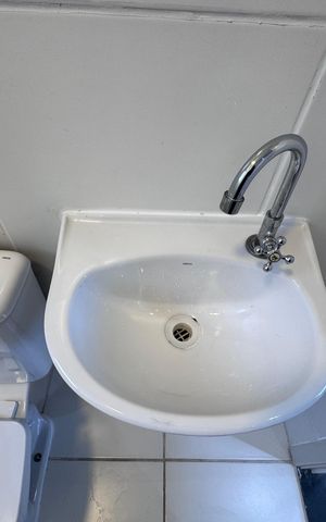 Apartamento para alugar com 44m², 2 quartos e sem vaga Apartamento para alugar com 44m², 2 quartos e sem vagaBanheiro Social