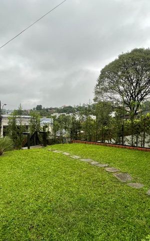 Casa à venda com 299m², 2 quartos e 1 vaga