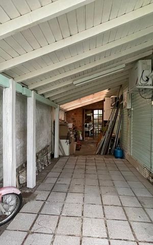 Casa à venda com 299m², 2 quartos e 1 vaga