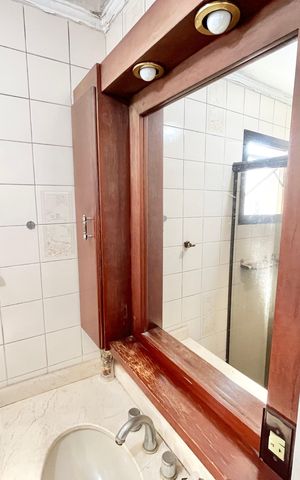 Apartamento à venda com 56m², 2 quartos e 1 vaga Apartamento à venda com 56m², 2 quartos e 1 vagaBanheiro
