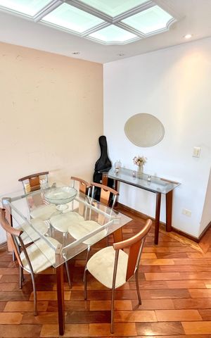 Apartamento à venda com 56m², 2 quartos e 1 vaga Apartamento à venda com 56m², 2 quartos e 1 vagaSala