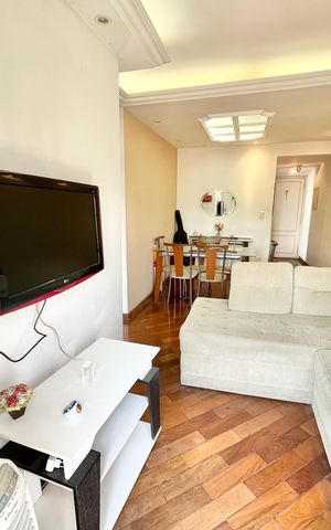 Apartamento à venda com 56m², 2 quartos e 1 vaga Apartamento à venda com 56m², 2 quartos e 1 vagaSala