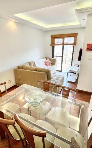 Apartamento à venda com 56m², 2 quartos e 1 vaga Apartamento à venda com 56m², 2 quartos e 1 vagaSala