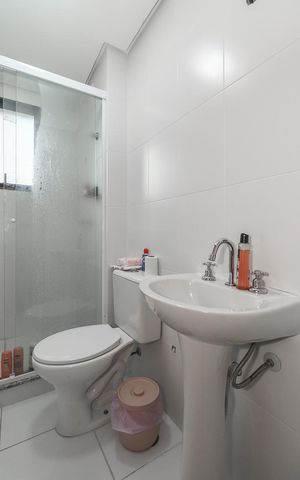 Apartamento à venda com 76m², 2 quartos e 2 vagasBanheiro Social