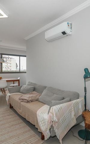 Apartamento à venda com 76m², 2 quartos e 2 vagasSala