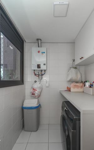 Apartamento à venda com 76m², 2 quartos e 2 vagasÁrea de Serviço