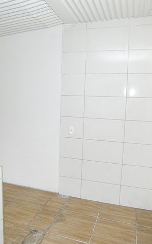 Casa para alugar com 60m², 2 quartos e 2 vagas Casa para alugar com 60m², 2 quartos e 2 vagasSala/Cozinha